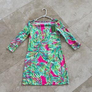 NEW with tags. LILLY PULITZER Sophie Raz Berry Shady Lady with UPF50+, Size XS